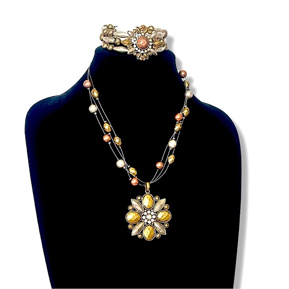 COLDWATER CREEK Tri-tone Antiqued Rustic Flower Cuff - Picture 4 of 9